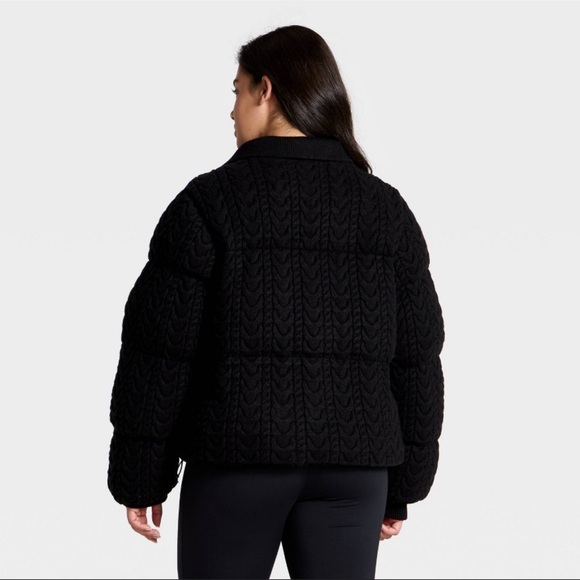 All In Motion™ Women's Puffer Jacket - Black L - Sold Out - Picture 4 of 16